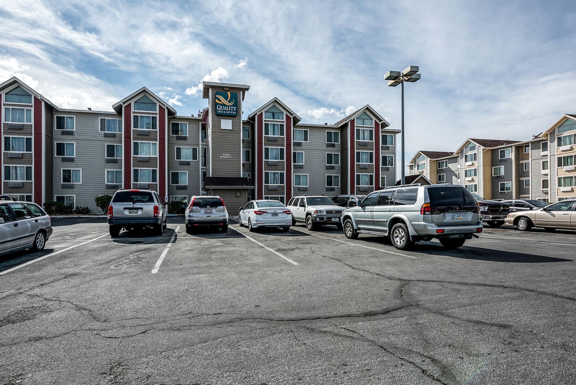 Quality Inn & Suites Reno Airport Exterior foto